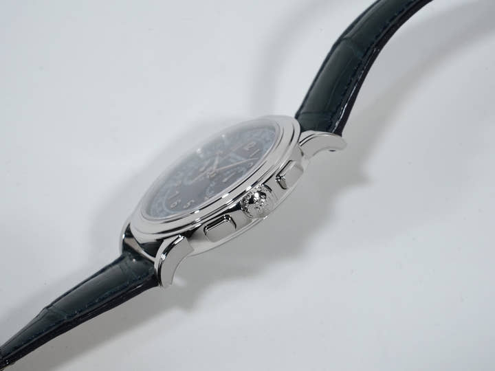 パテックフィリップ コンプリケーション クロノグラフ Ref.5070P-001 プラチナ ブルー文字盤 中古 7iovfnsx