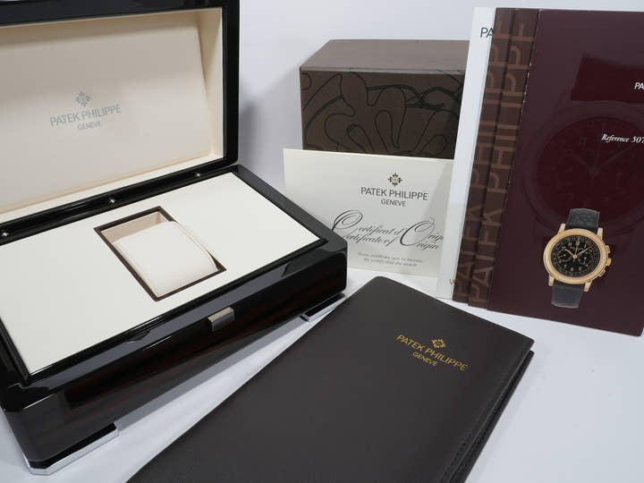 パテックフィリップ コンプリケーション クロノグラフ Ref.5070P-001 プラチナ ブルー文字盤 中古 7iovfnsx