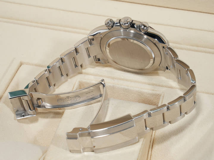 ロレックス デイトナ Ref.116506A プラチナ アイスブルー文字盤 中古 wm5o3k2e