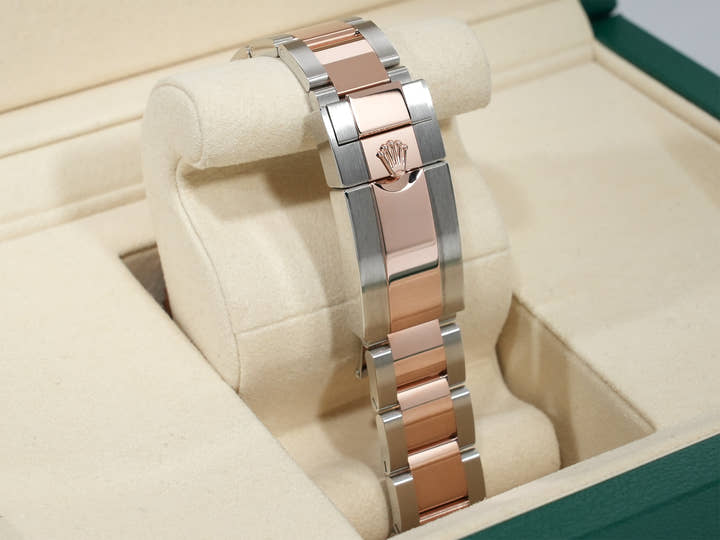 ロレックス GMTマスターII Ref.126711CHNR ステンレススチール/エバーローズゴールド ブラック文字盤 オイスターブレスレット 未使用 kd4hptee