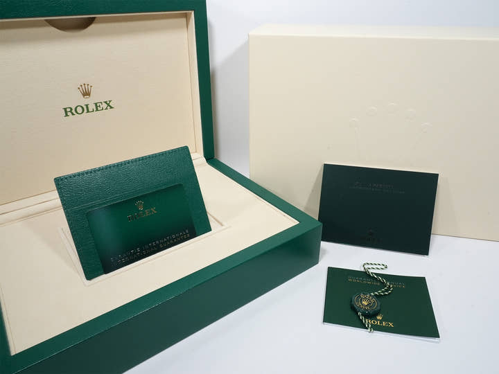 Rolex Daytona Ref. 126576TBR Platinum Pave Diamond Dial, Unused.