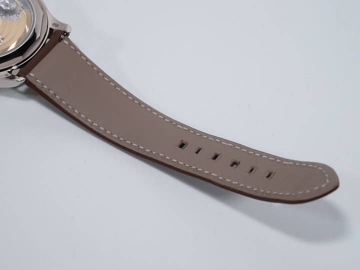 パテックフィリップ アニュアルカレンダー クロノグラフ Ref.5960/01G-001 ホワイトゴールド ブルー文字盤 美中古 bjfitu46