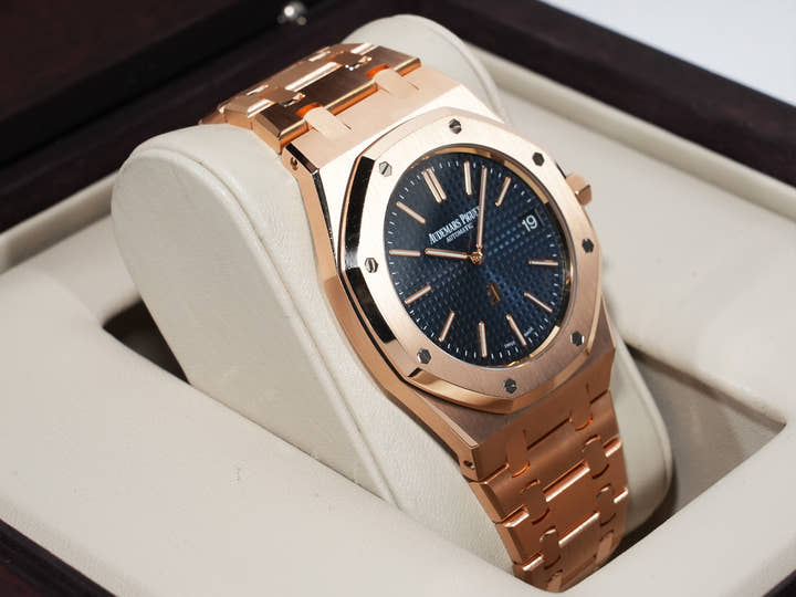 オーデマピゲ ロイヤルオーク ジャンボ エクストラ シン Ref.15202OR.OO.1240OR.01 ピンクゴールド ブルー文字盤 中古 v656dayu