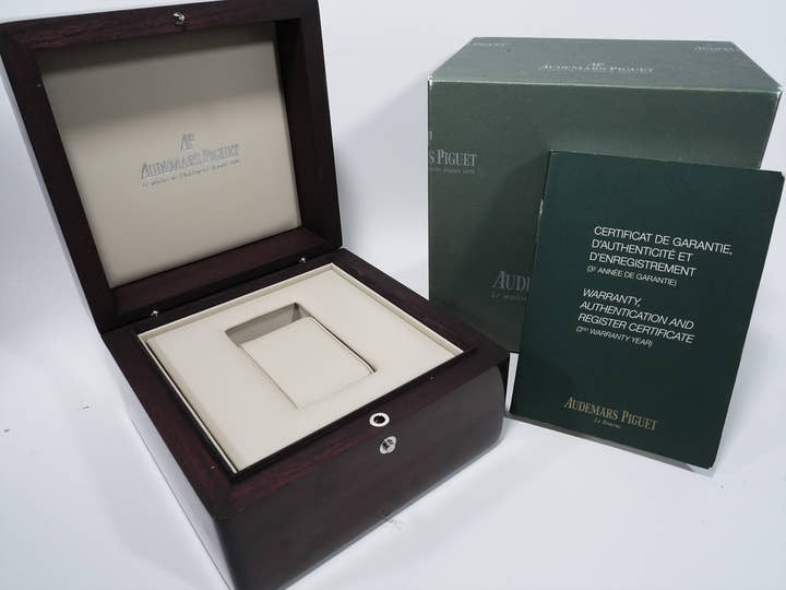 オーデマピゲ ロイヤルオーク ジャンボ エクストラ シン Ref.15202OR.OO.1240OR.01 ピンクゴールド ブルー文字盤 中古 v656dayu