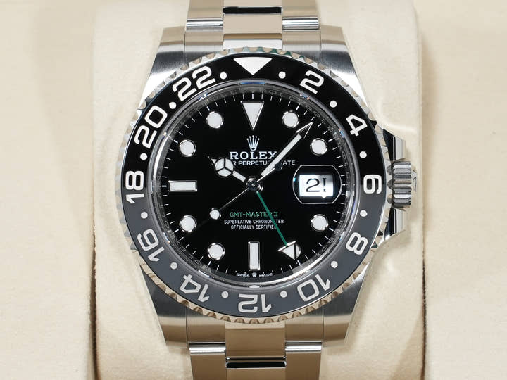 Rolex GMT-Master II Ref. 126710GRNR Stainless Steel Black Dial Oyster Bracelet Unused mnqszoib