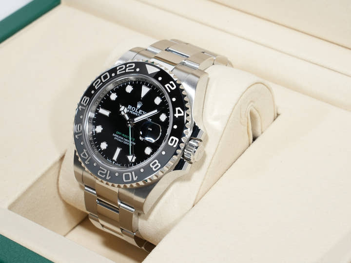 Rolex GMT-Master II Ref. 126710GRNR Stainless Steel Black Dial Oyster Bracelet Unused mnqszoib