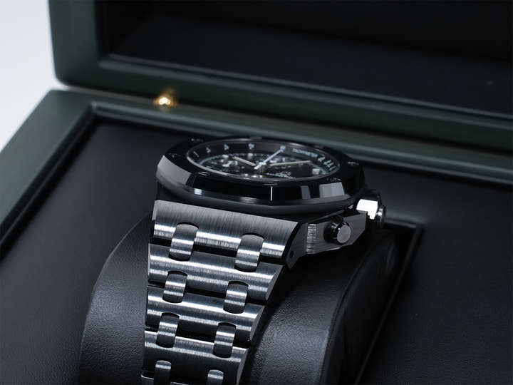 オーデマピゲ ロイヤルオーク オフショア クロノグラフ Ref.26238CE.OO.1300CE.01 ブラックセラミック ブラック文字盤 美品 bpbky2ej