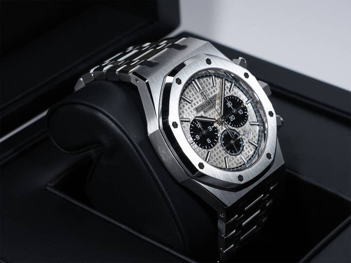 オーデマピゲ ロイヤルオーク クロノグラフ Ref.26331ST.OO.1220ST.03 ステンレススチール シルバー文字盤 美品 37iqjbev