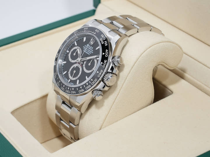 ロレックス デイトナ Ref.126500LN ステンレススチール ブラック文字盤 美品 o2h5vf4m