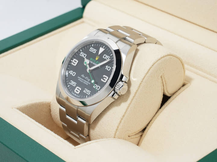 ロレックス エアキング Ref.126900 ステンレススチール ブラック文字盤 オイスターブレスレット 未使用 89wpmv8i