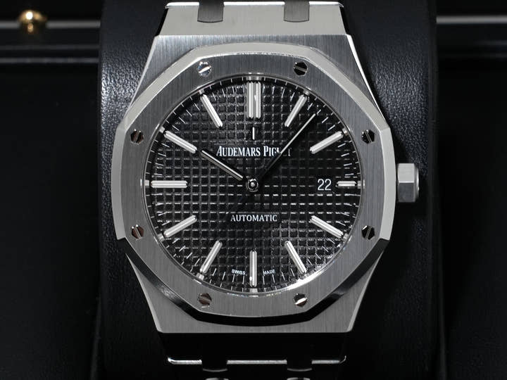 Audemars Piguet Royal Oak Ref. 15400ST.OO.1220ST.01 Stainless Steel Black Dial, Excellent Condition 7pyw6rbt