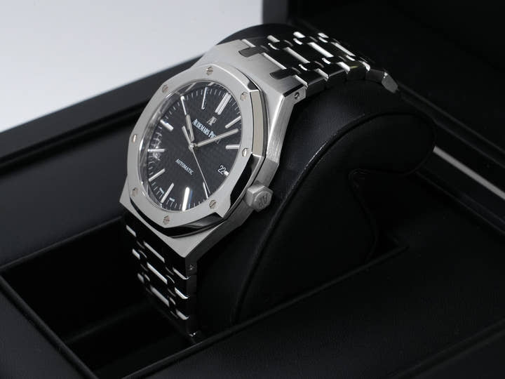 Audemars Piguet Royal Oak Ref. 15400ST.OO.1220ST.01 Stainless Steel Black Dial, Excellent Condition 7pyw6rbt
