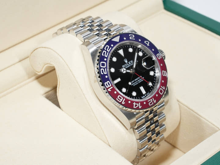 Rolex GMT-Master II Ref. 126710BLRO, stainless steel, black dial, Jubilee bracelet, pre-owned (ccky96d6)