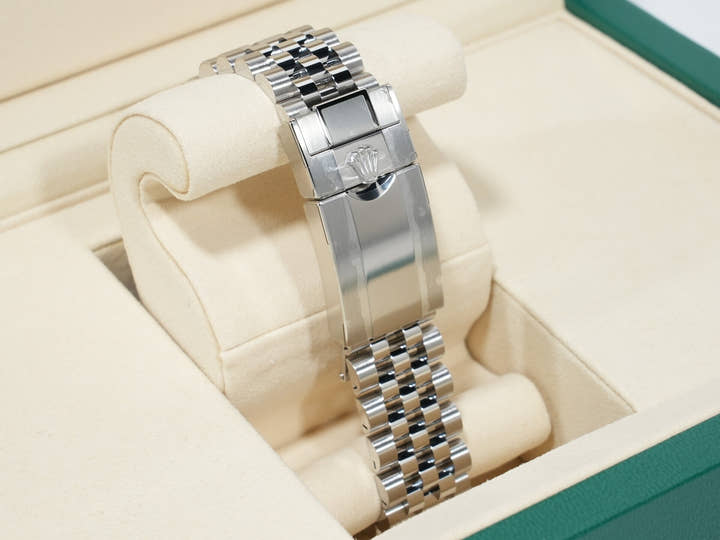 Rolex GMT-Master II Ref. 126710BLRO, stainless steel, black dial, Jubilee bracelet, pre-owned (ccky96d6)