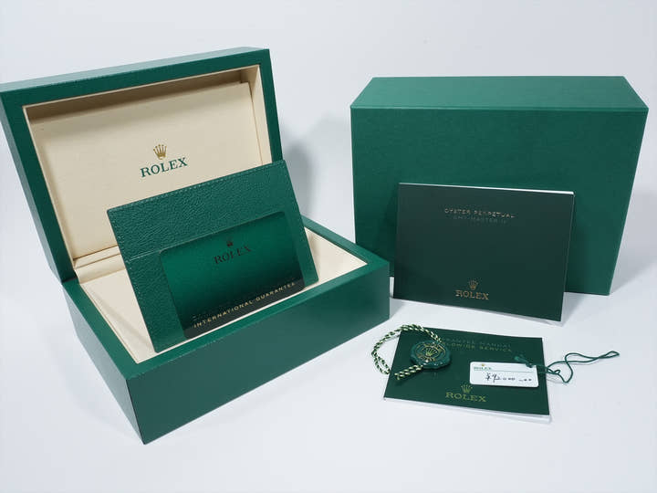 Rolex GMT-Master II Ref. 126710GRNR Stainless Steel Black Dial Jubilee Bracelet Unused y7v5aqr9