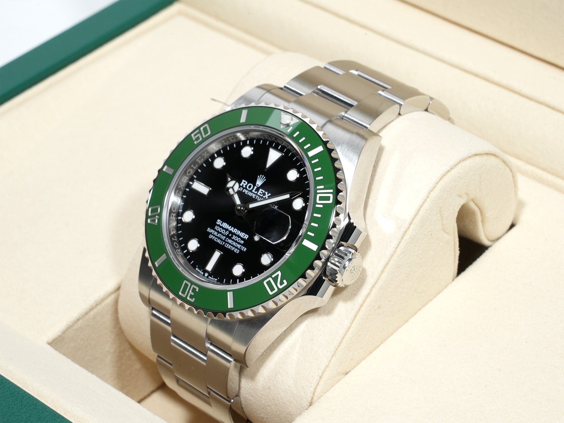 Rolex Submariner Date Ref. 126610LV Stainless Steel Black Dial Unused ztz45tn4