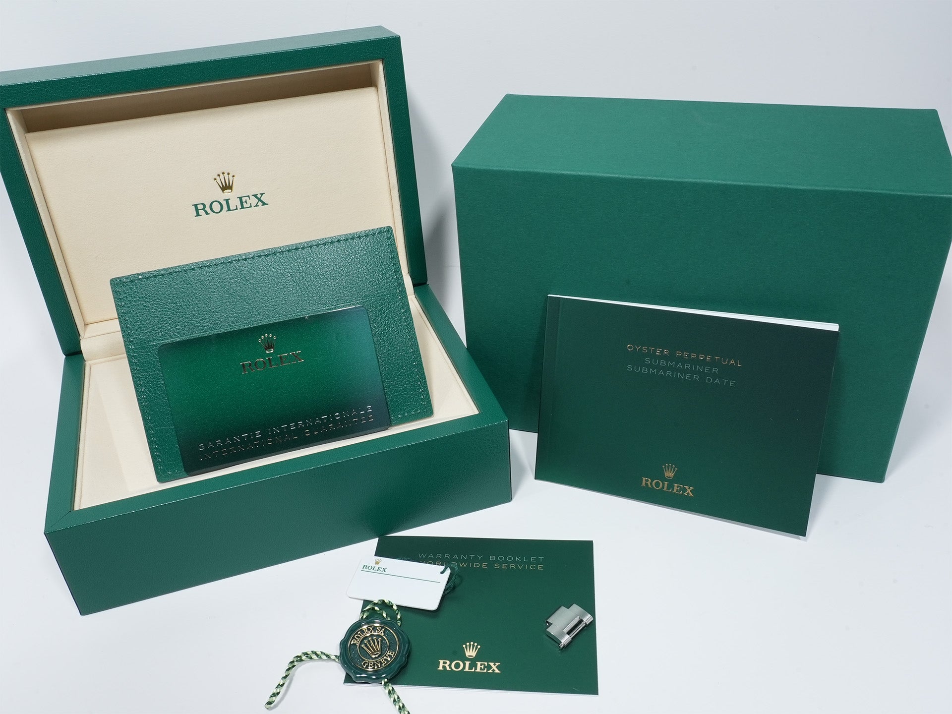 Rolex Submariner Date Ref. 126610LV Stainless Steel Black Dial Unused ztz45tn4
