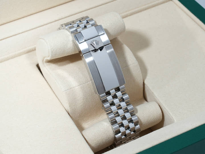 Rolex GMT-Master II Ref. 126710GRNR Stainless Steel Black Dial Jubilee Bracelet Unused kiygcr2u