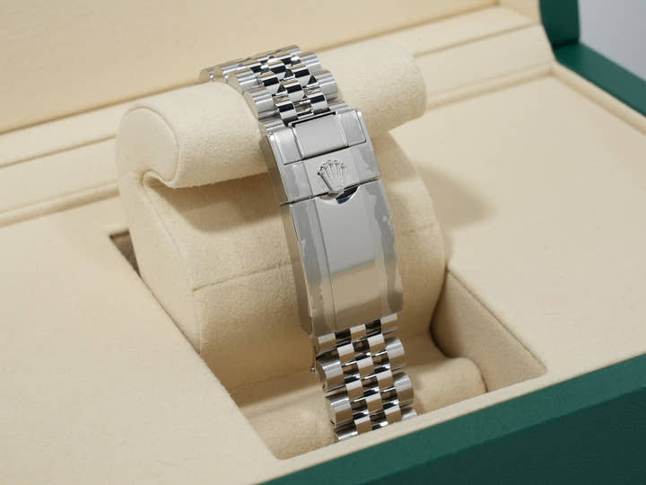 Rolex GMT-Master II Ref. 126710GRNR Stainless Steel Black Dial Jubilee Bracelet Unused y2wdsnzz