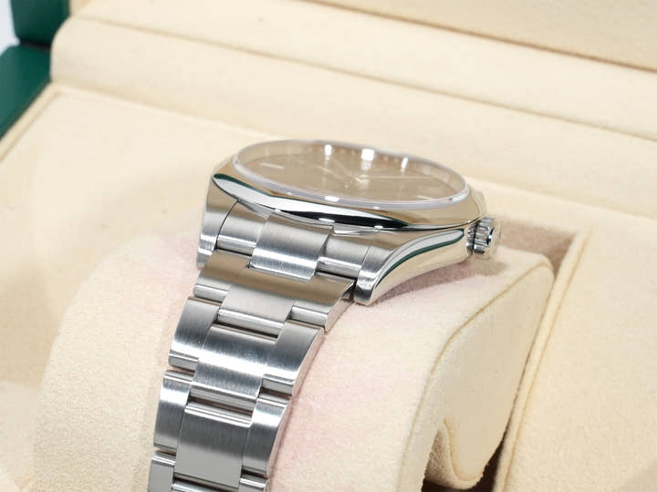 ロレックス オイスターパーペチュアル39 Ref.114300 ステンレススチール レッドグレープ文字盤 美品 yeyqd94k