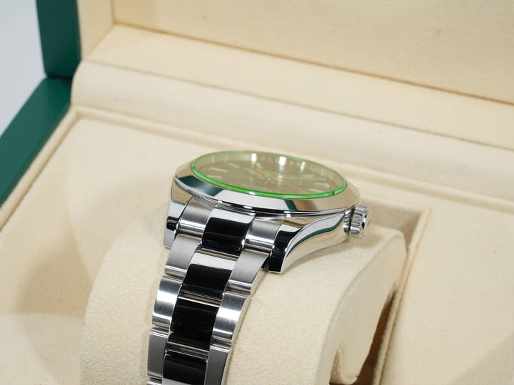 ロレックス ミルガウス Ref.116400GV ステンレススチール Zブルー文字盤 美品 m66jugj6