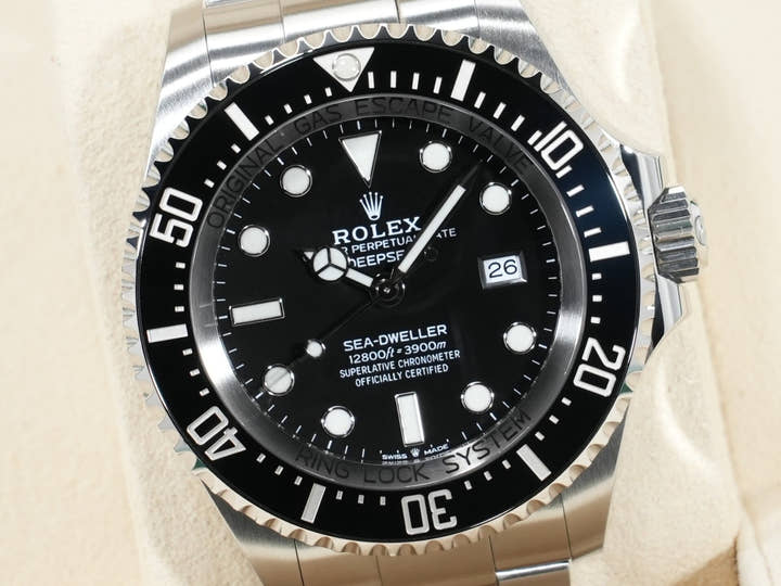 ロレックス シードゥエラー ディープシー Ref.126660 ステンレススチール ブラック文字盤 美中古 cocbefin