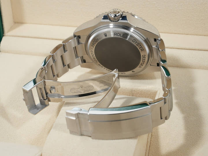 ロレックス シードゥエラー ディープシー Ref.126660 ステンレススチール ブラック文字盤 美中古 cocbefin