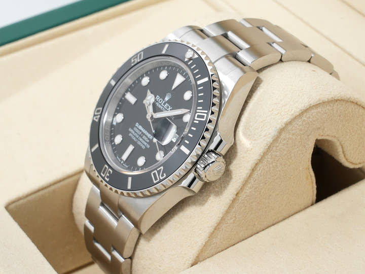 ロレックス サブマリーナー デイト Ref.126610LN ステンレススチール ブラック文字盤 未使用 6w5r3vfy