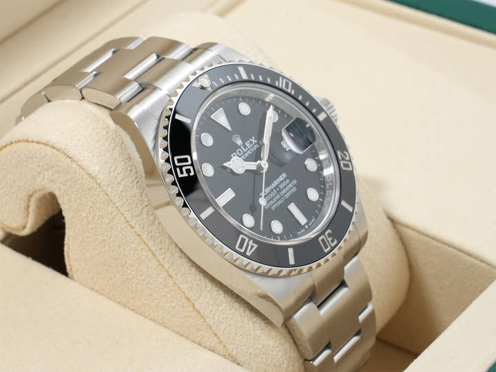 ロレックス サブマリーナー デイト Ref.126610LN ステンレススチール ブラック文字盤 未使用 6w5r3vfy