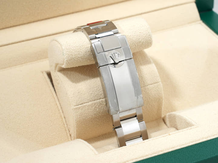 Rolex Daytona Ref. 116500LN Stainless Steel White Dial Unused 7cmo7qmv