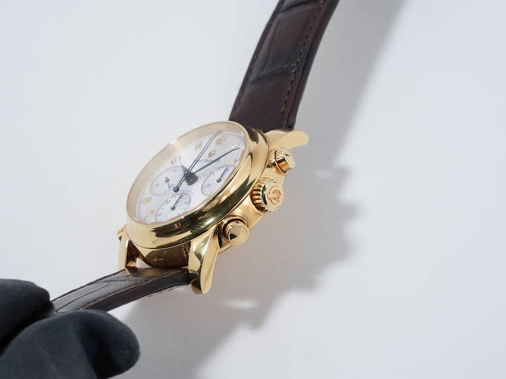 ジラールペルゴ クロノグラフ ラトラパンテ Ref.90100 18Kイエローゴールド シルバー文字盤 中古 7mvmj58y
