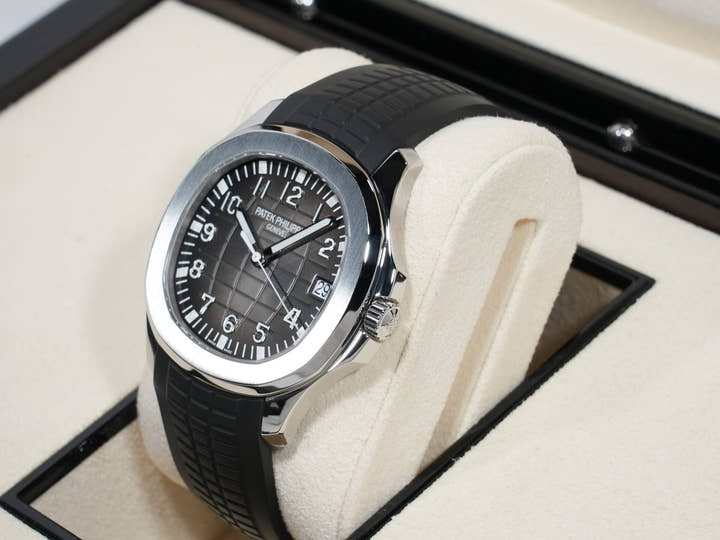 パテックフィリップ アクアノート Ref.5167A-001 ステンレススチール ブラック文字盤 美品 xnisapiy