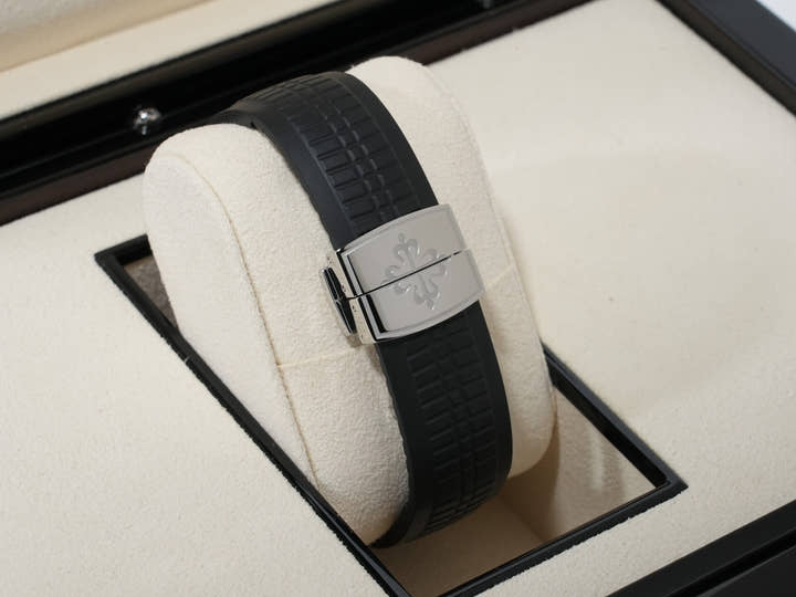 パテックフィリップ アクアノート Ref.5167A-001 ステンレススチール ブラック文字盤 美品 xnisapiy