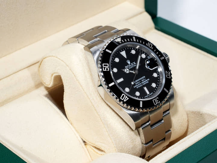 ロレックス サブマリーナー デイト Ref.116610LN ステンレススチール ブラック文字盤 美中古 ec8zwpr2