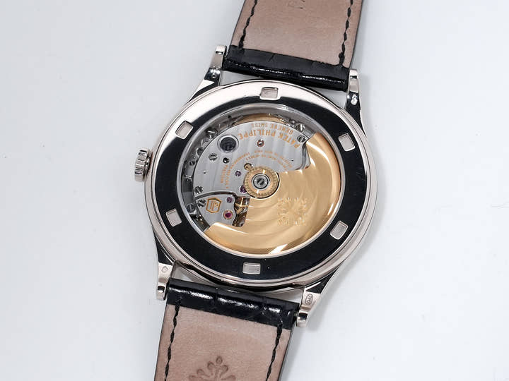 パテックフィリップ カラトラバ Ref.5296G-001 ホワイトゴールド シルバー文字盤 中古 oxwhacvr