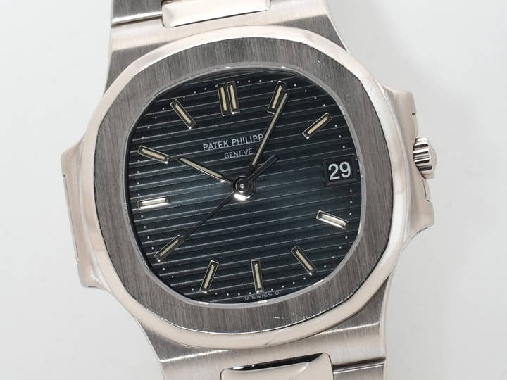パテックフィリップ ノーチラス Ref.3800/1G-011 ホワイトゴールド ブルー文字盤 中古 yp4tjroe