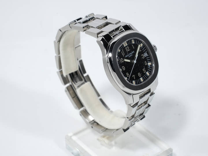 パテックフィリップ アクアノート ミディアム Ref.5066/1A-001 ステンレススチール ブラック文字盤 中古 g8qsfter