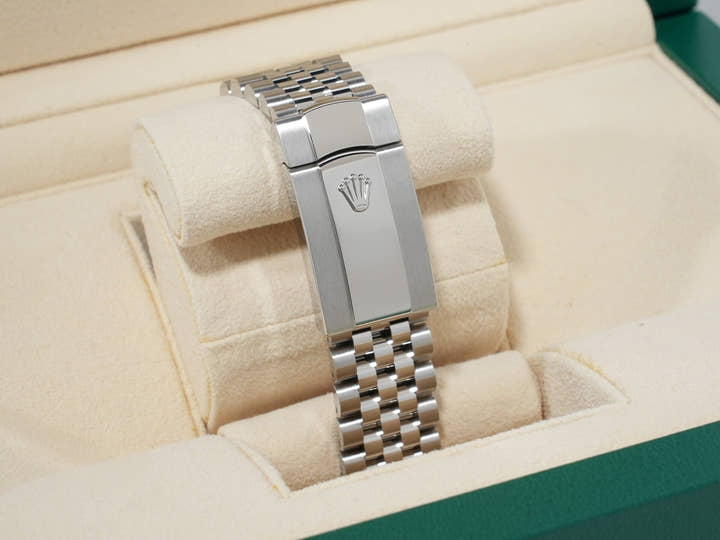 Rolex Datejust 41 Ref. 126300 Stainless Steel White Dial Jubilee Bracelet Unused ut5rfh4v