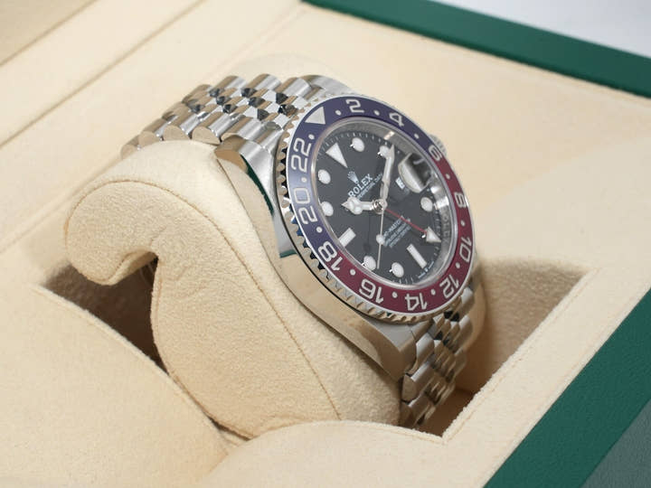 Rolex GMT-Master II Ref. 126710BLRO Stainless Steel with Black Dial and Jubilee Bracelet, Excellent Condition, 5ua2irgo