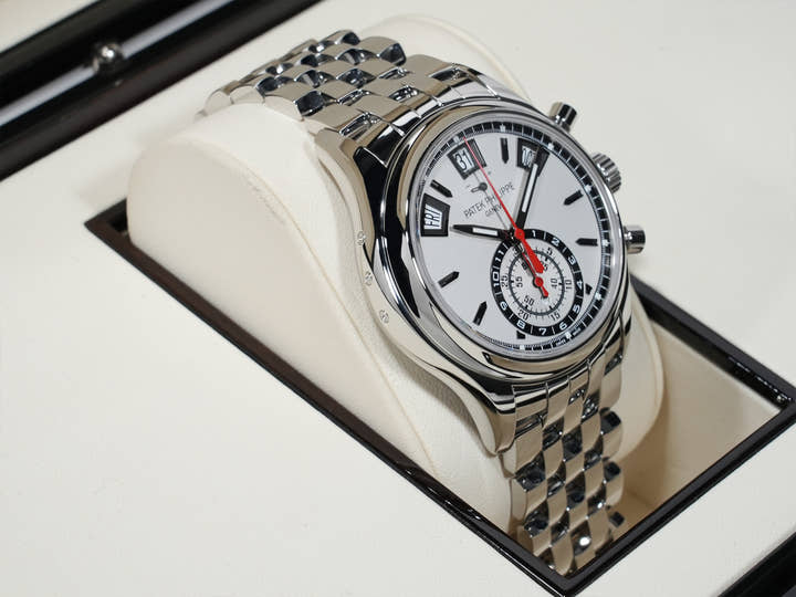 パテックフィリップ アニュアルカレンダー クロノグラフ Ref.5960/1A-001 ステンレススチール シルバー文字盤 中古 5whq4xwc