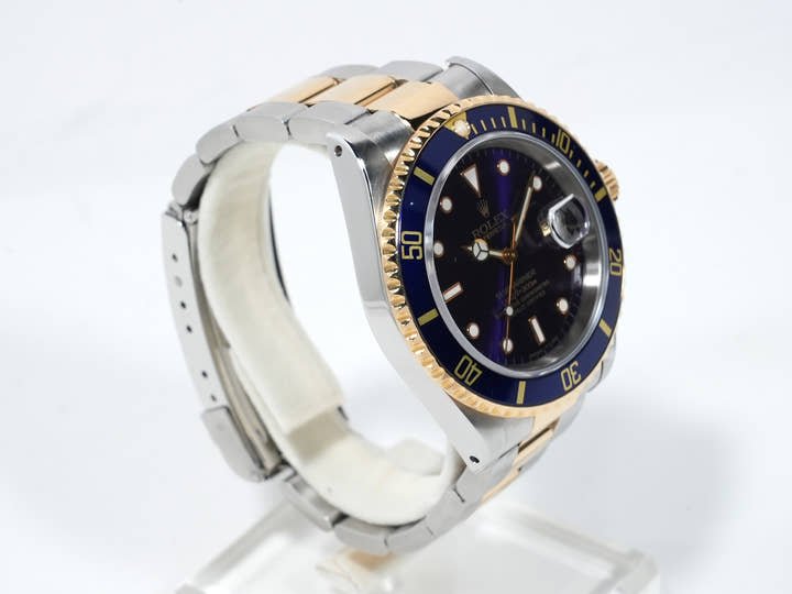 Pre-owned Rolex Submariner Date Ref. 16613 in Stainless Steel/Yellow Gold with Blue Dial (awsaj6fc)