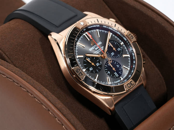 ブライトリング クロノマット B01 42 Ref.RB0134101B1S1 レッドゴールド グレー文字盤 中古 6esk7r2u