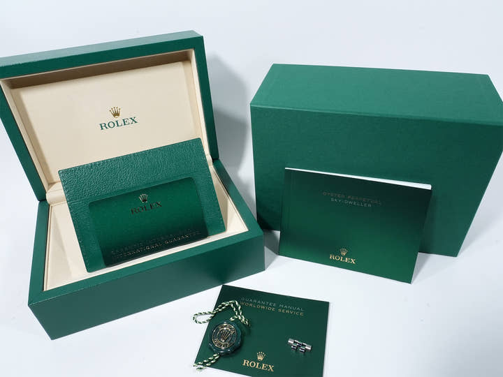 Rolex Sky-Dweller Ref. 336934 Stainless Steel/White Gold Black Dial Jubilee Bracelet Unused c4hd4mka