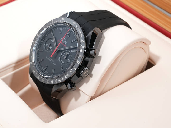 Omega Speedmaster Dark Side of the Moon Chronograph 44.25mm Ref. 310.92.44.51.01.001 Black Ceramic Black Dial Unused o85wu3nf