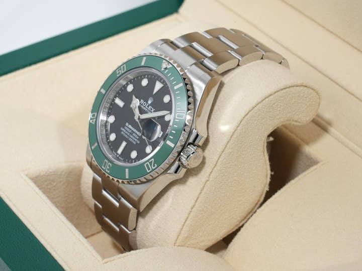 ロレックス サブマリーナー デイト Ref.126610LV ステンレススチール ブラック文字盤 美品 zjaypx4r