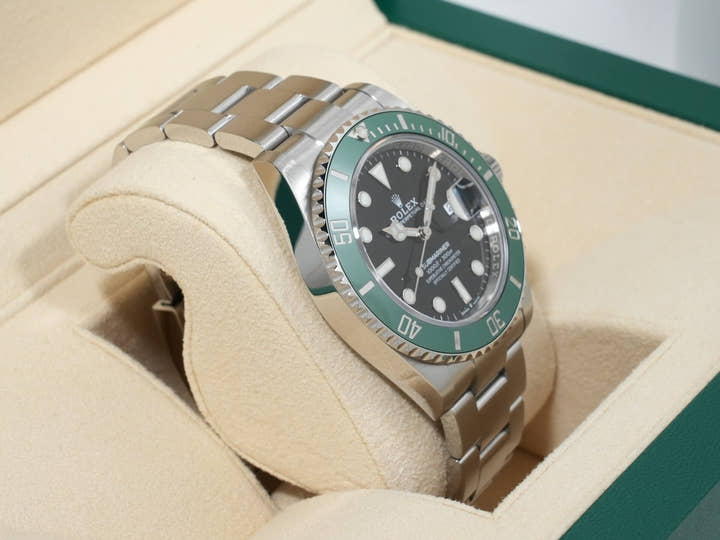 ロレックス サブマリーナー デイト Ref.126610LV ステンレススチール ブラック文字盤 美品 zjaypx4r