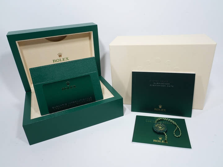 ロレックス サブマリーナー デイト Ref.126610LV ステンレススチール ブラック文字盤 美品 zjaypx4r