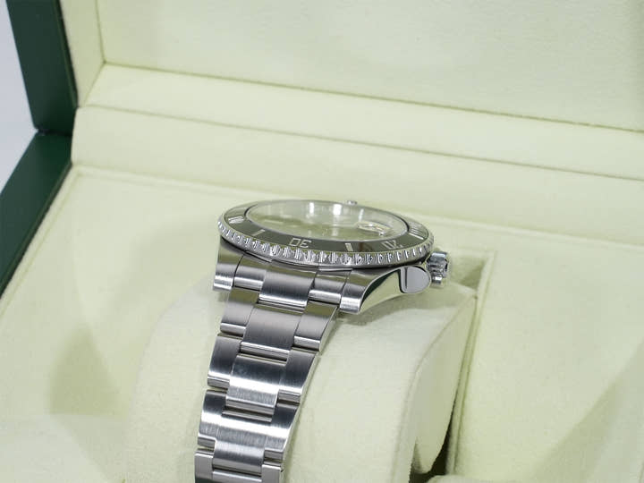 ロレックス サブマリーナー デイト Ref.116610LN ステンレススチール ブラック文字盤 中古 vgiixt7n