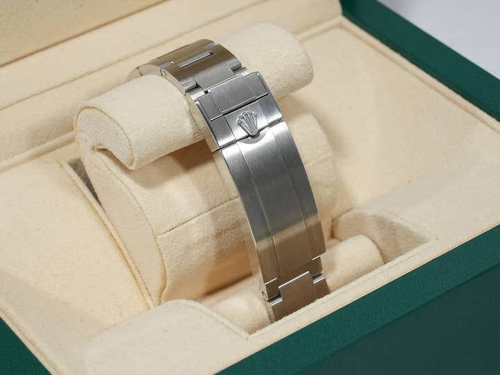 ロレックス シードゥエラー 4000 Ref.116600 ステンレススチール ブラック文字盤 中古 vcmsv66i