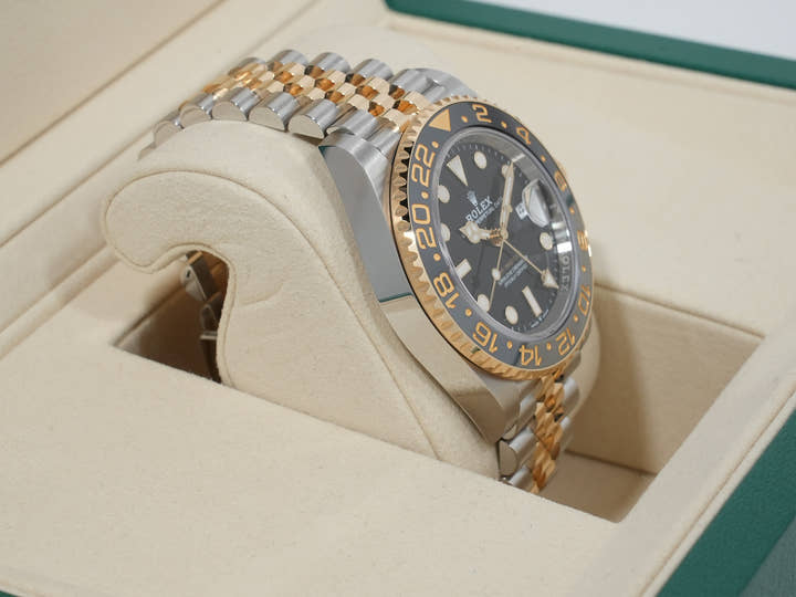 ロレックス GMTマスターII Ref.126713GRNR ステンレススチール/イエローゴールド ブラック文字盤 ジュビリーブレスレット 未使用 xgy5o789